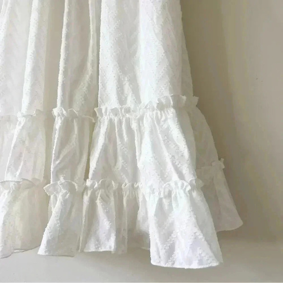 White Birch Black Label Flutter Sleeve Smocked Dress Size XL White EUC - Picture 11 of 15